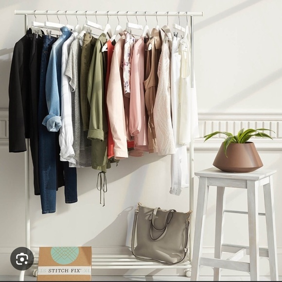 Hollister Other - Unlisted clothing for live show